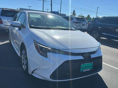 Certified 2023 Toyota Corolla LE w/ Carpet Mat Package (TMS) FWD image 19