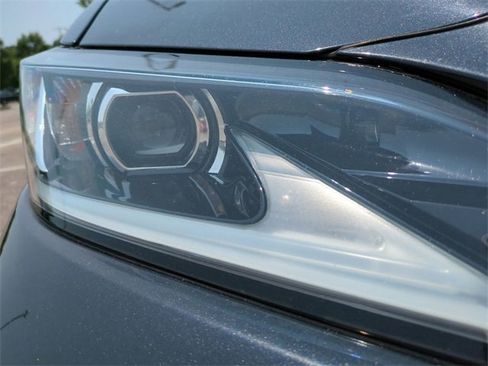 Used 2022 Lexus ES 350 w/ Premium Package image 10