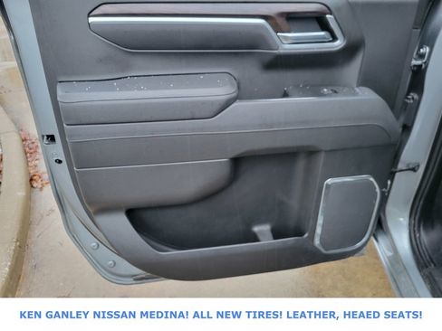 Used 2025 GMC Sierra 1500 SLT image 45