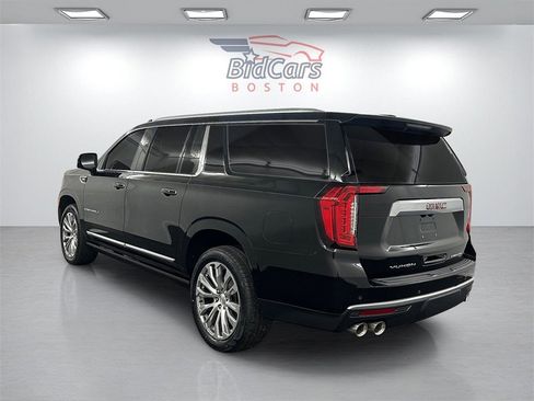 Used 2023 GMC Yukon XL Denali image 6