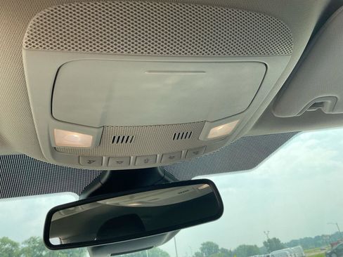 Used 2022 Ford Edge SEL image 20