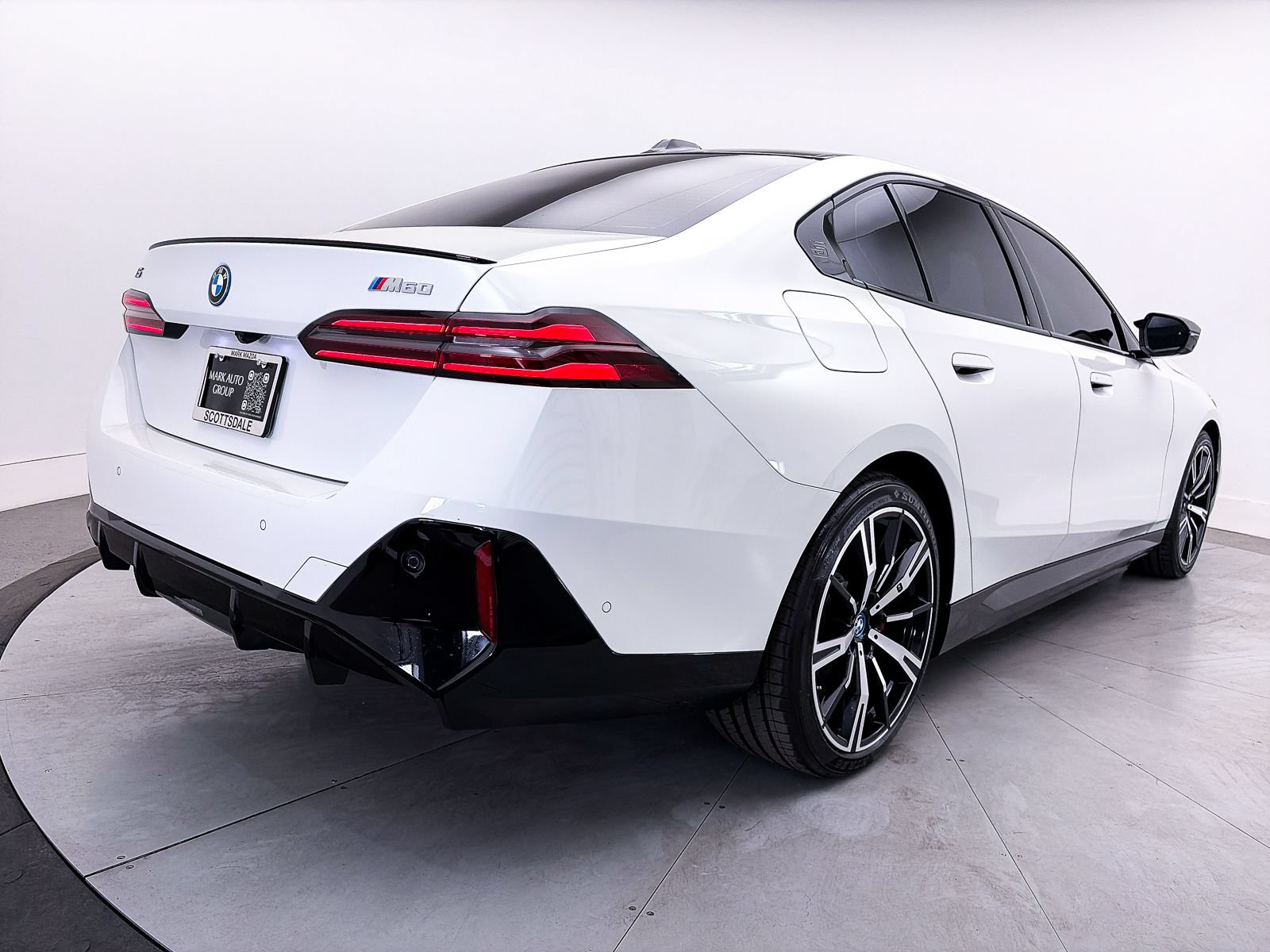 Used 2024 BMW i5 M60 w/ Executive Package AWD/4WD image 19