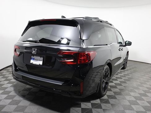 Used 2026 Honda Odyssey Sport-L image 5