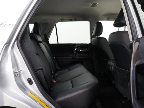 Used 2024 Toyota 4Runner TRD Off-Road Premium image 12