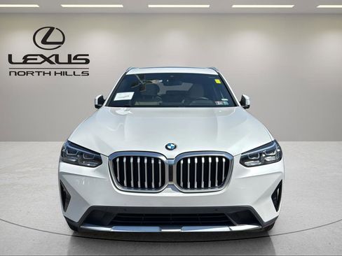 Used 2022 BMW X3 xDrive30i w/ Convenience Package AWD/4WD image 2