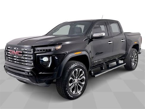 New 2026 GMC Canyon Denali image 1