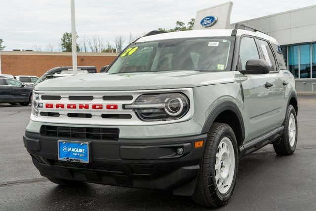 Used 2024 Ford Bronco Sport Heritage w/ Heritage Convenience Package AWD/4WD image 2