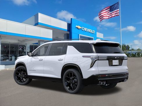 New 2026 Chevrolet Traverse RS image 3
