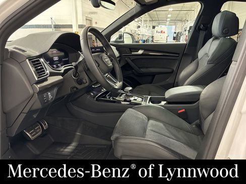 Used 2023 Audi SQ5 Premium Plus w/ Premium Plus Package image 7