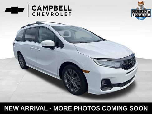 Used 2025 Honda Odyssey Touring image 10