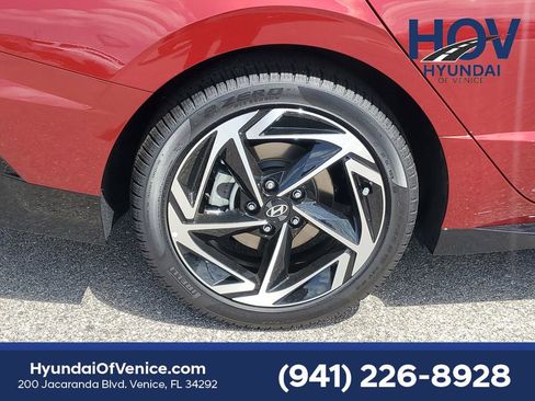 New 2025 Hyundai Sonata SEL image 3