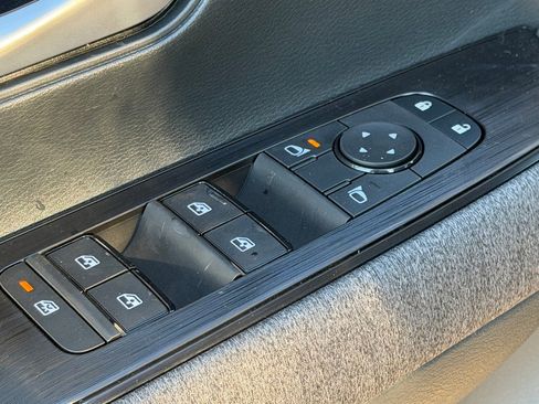 New 2026 Nissan Kicks SV w/ SV Premium Package image 18