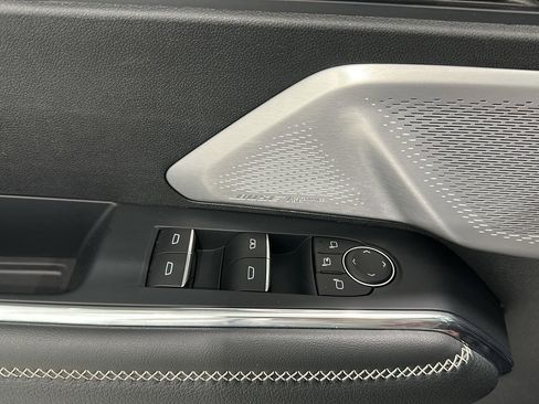 Used 2024 GMC Acadia Denali w/ Super Cruise Package image 19