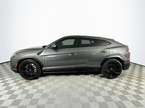 Used 2025 Lamborghini Urus SE AWD/4WD image 4