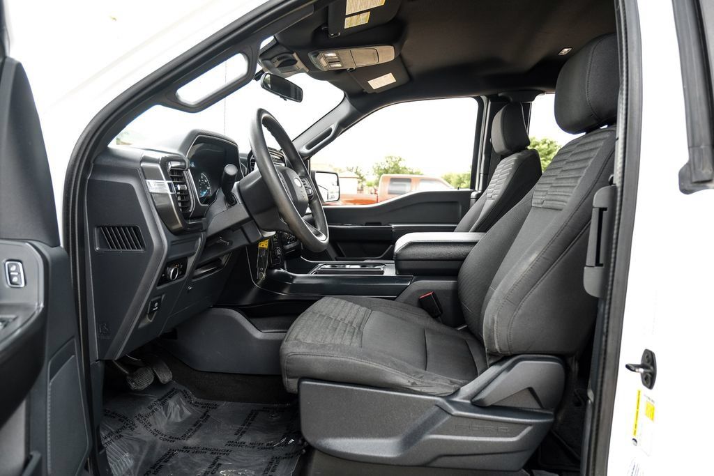 Used 2023 Ford F150 XL w/ STX Appearance Package RWD image 3