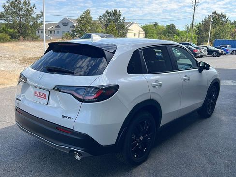 New 2026 Honda HR-V Sport image 6