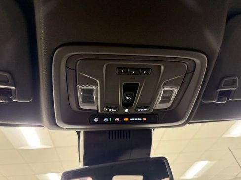 New 2025 GMC Sierra 2500 SLT w/ SLT Premium Package image 22