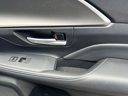 Used 2026 Toyota Grand Highlander XLE image 21