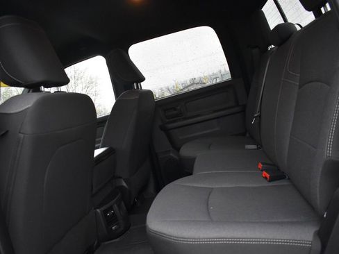 Used 2024 RAM 2500 Tradesman w/ Chrome Appearance Group AWD/4WD image 22