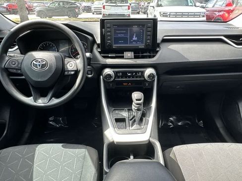 Used 2022 Toyota RAV4 XLE FWD image 24