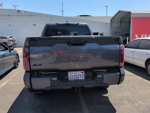 Used 2024 Toyota Tundra Platinum AWD/4WD image 5