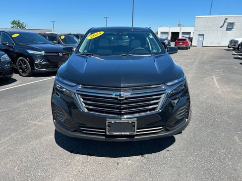 Used 2024 Chevrolet Equinox LS w/ LS Convenience Package AWD/4WD image 2