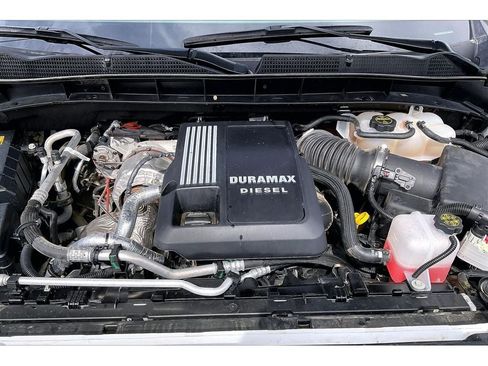 Used 2025 GMC Sierra 1500 AT4 w/ AT4 Premium Package AWD/4WD image 12