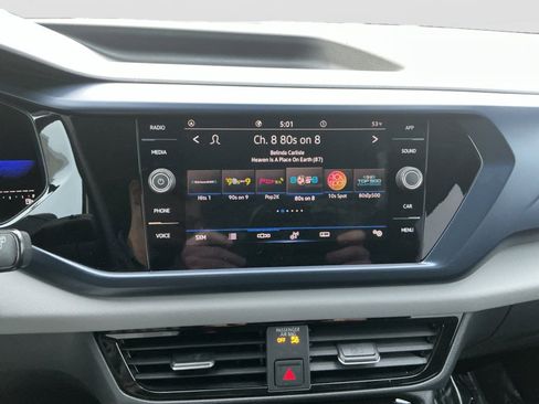 Certified 2023 Volkswagen Taos SE w/ Black Wheel Package image 20