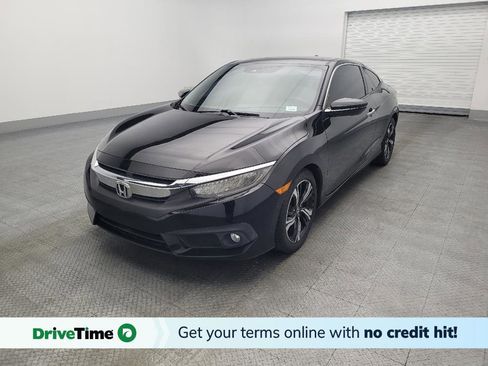 Used 2017 Honda Civic Touring image 1