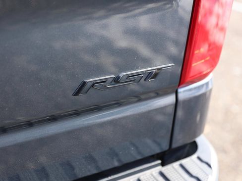 Used 2022 Chevrolet Silverado 1500 RST w/ LPO, Blackout Package image 13