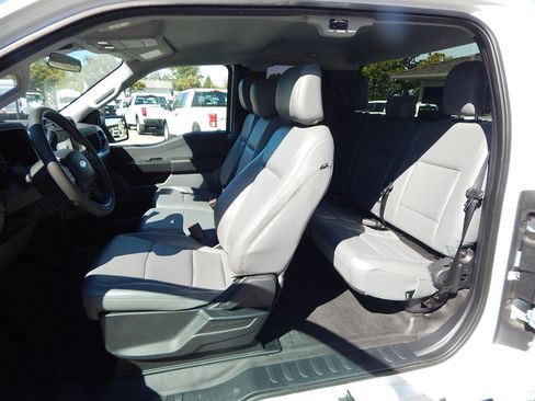 Used 2023 Ford F150 XL RWD image 4