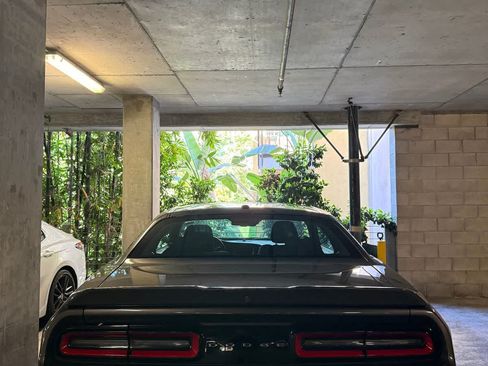 Used 2022 Dodge Challenger SXT RWD image 27