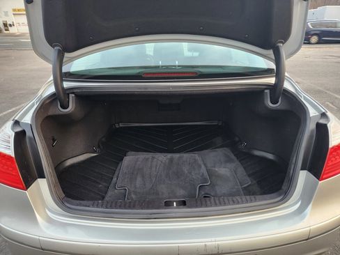 Used 2009 Hyundai Genesis 3.8 w/ Technology Pkg 4 image 14