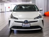 Used 2020 Toyota Prius XLE image 3
