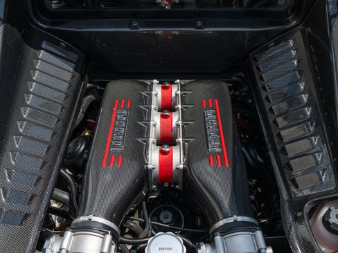 Used 2015 Ferrari 458 Speciale Coupe RWD image 93