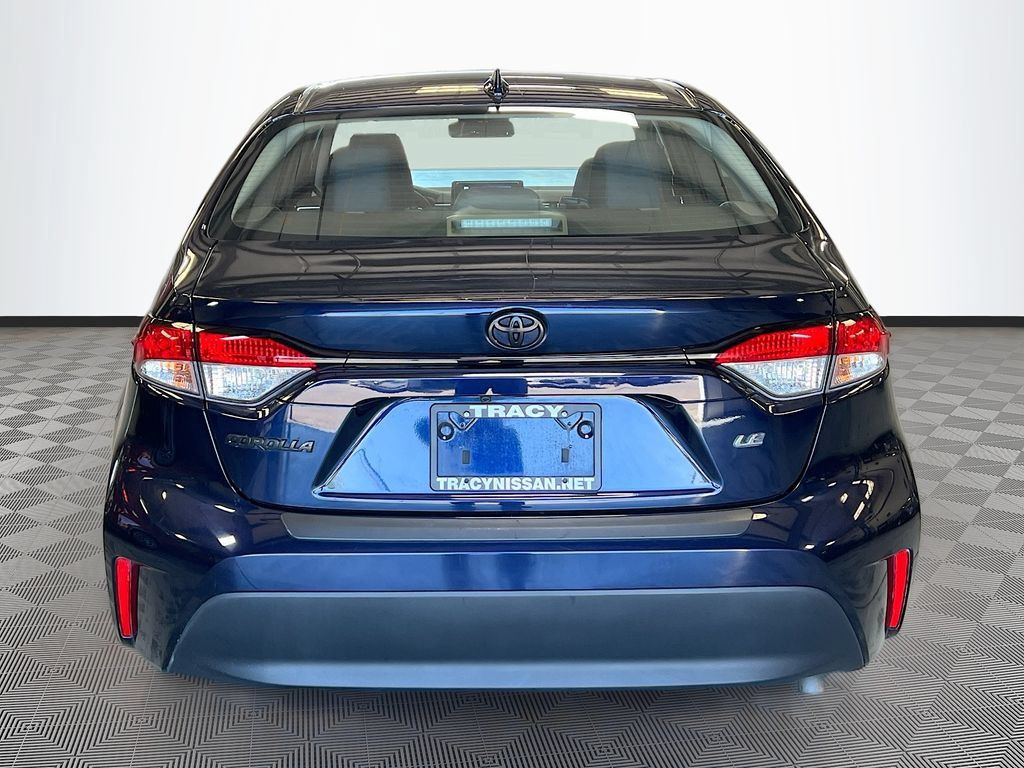 Used 2024 Toyota Corolla LE FWD image 6