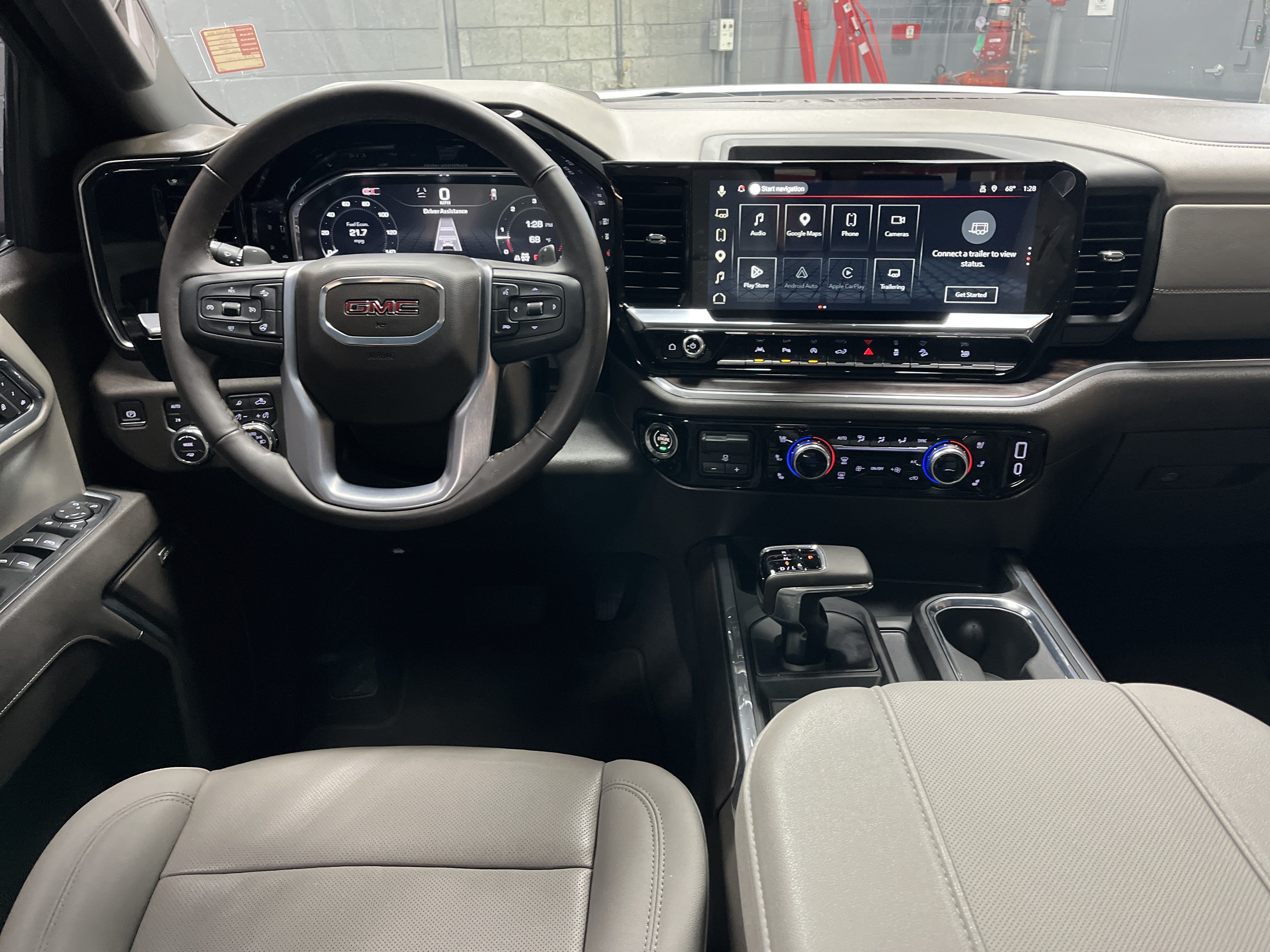 Used 2026 GMC Sierra 1500 SLT w/ SLT Premium Plus Package AWD/4WD image 29