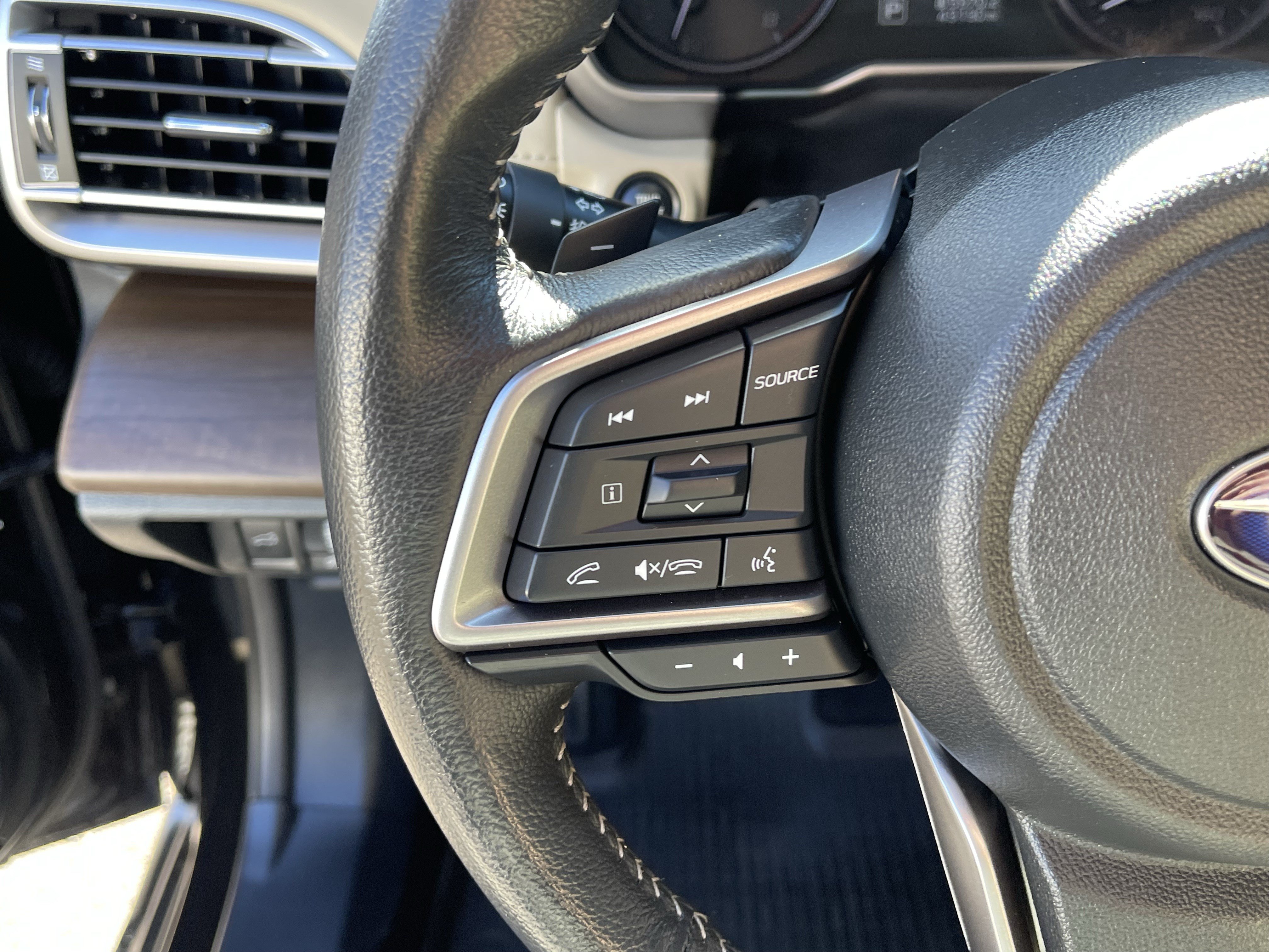 Used 2024 Subaru Outback Limited XT AWD/4WD image 23