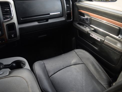 Used 2015 RAM 2500 Laramie image 13
