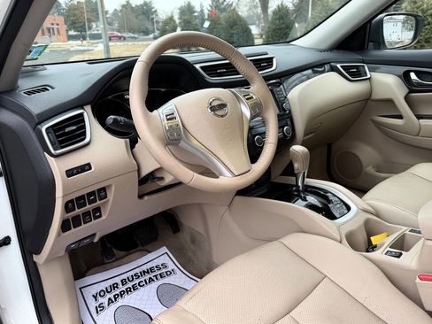 Used 2014 Nissan Rogue SL image 32