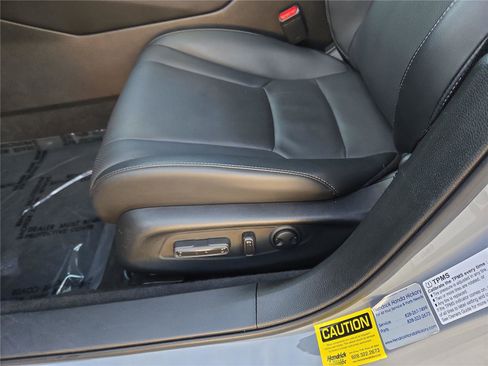 Used 2023 Honda Accord Touring image 19