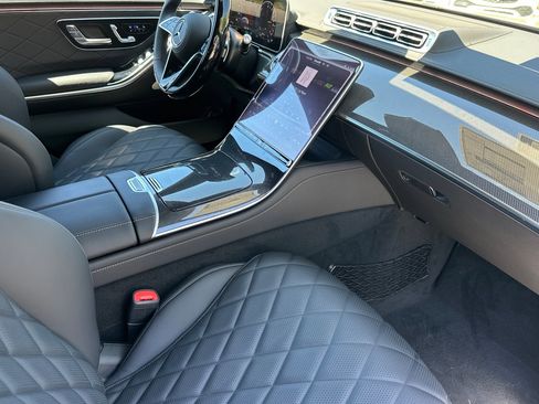 New 2025 Mercedes-Benz S 580e 4MATIC Sedan image 38
