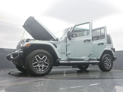 Used 2024 Jeep Wrangler Sahara AWD/4WD image 59