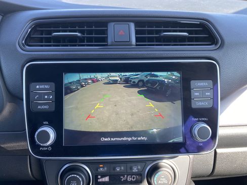 Used 2025 Nissan Leaf S FWD image 24
