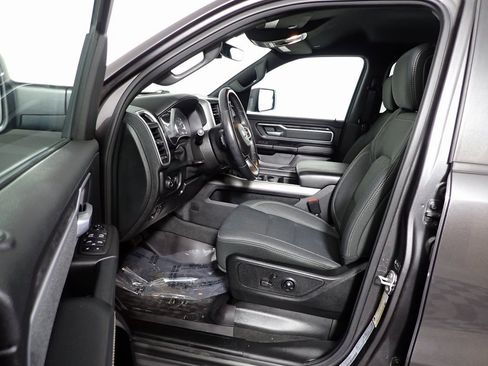 Used 2021 RAM 1500 Big Horn image 18