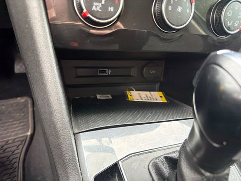 Used 2019 Volkswagen Tiguan S w/ Driver Assistance Package FWD image 20