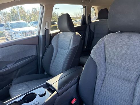 Used 2021 Nissan Rogue SV image 22