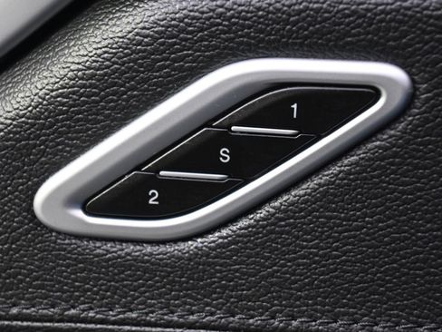 Used 2021 Maserati Levante GranSport image 28