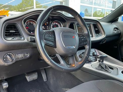 Used 2023 Dodge Challenger GT RWD image 9