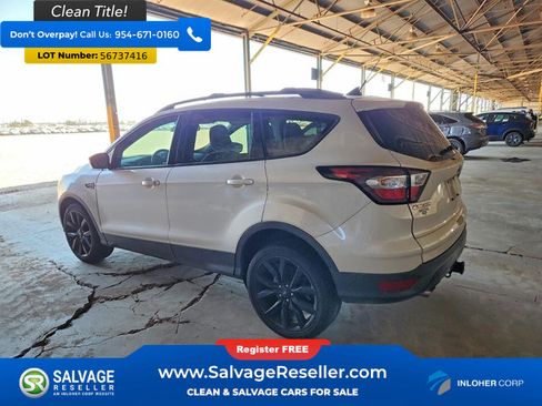 Used 2018 Ford Escape SEL w/ Ford Safe & Smart Package FWD image 3